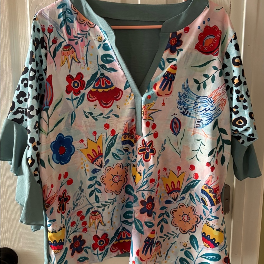 Floral Patterned Women's Top